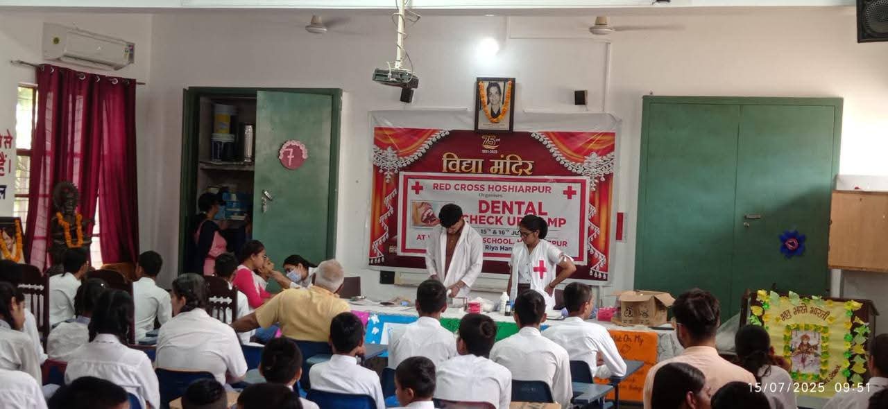 Red Cross organizes free medical camp at Vidya Mandir School